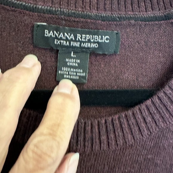 Banana Republic Men's Sweater 100% Merino Extra Fine Wool Crew Maroon Size L - Picture 5 of 8